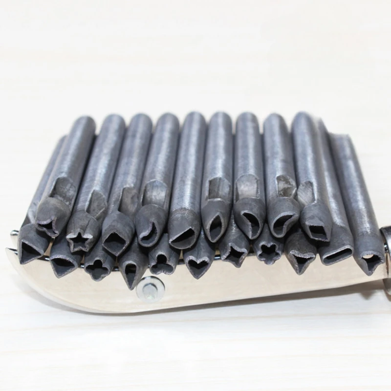 20 pièces de poinçons floraux  - Leatherwork Manual avis et prix