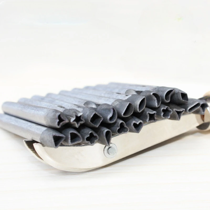 20 pièces de poinçons floraux  - Leatherwork Manual avis et prix