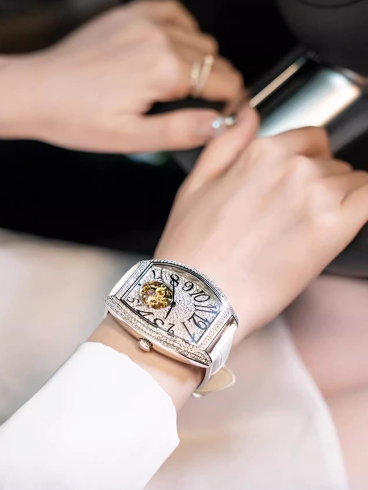 Femmes diamants brillants clou - Leatherwork Ideas avis et prix