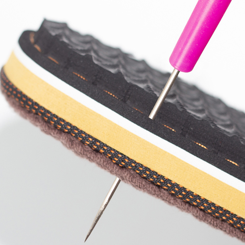 Lot de 10 aiguilles à coudre e - Leatherwork Needles avis et prix
