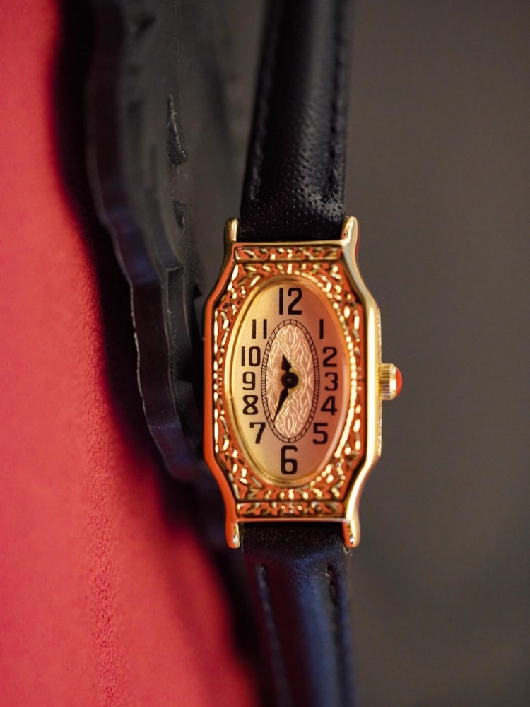 Montre vintage pour femme à ai - Leatherwork Ideas avis et prix